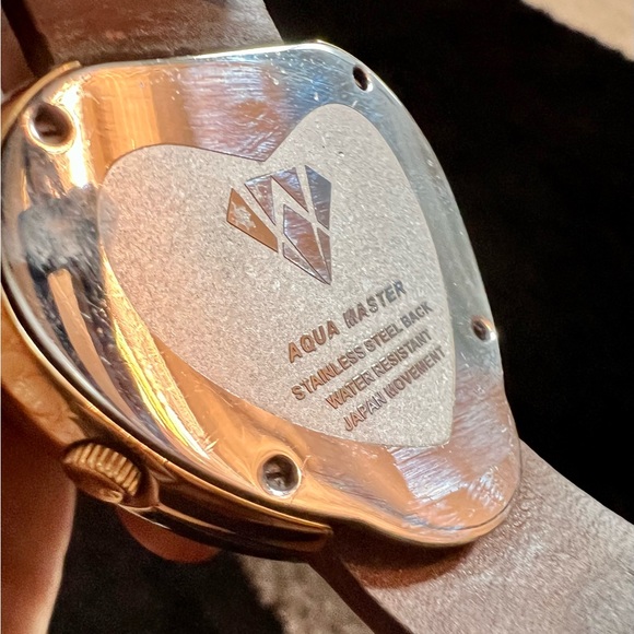 Ladies Aqua Master Heart Watch - Picture 3 of 7